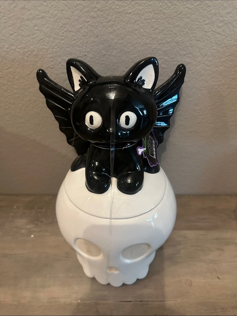 10 Strawberry Street Cat Bat Sitting On A Skull Cookie Jar/Canister